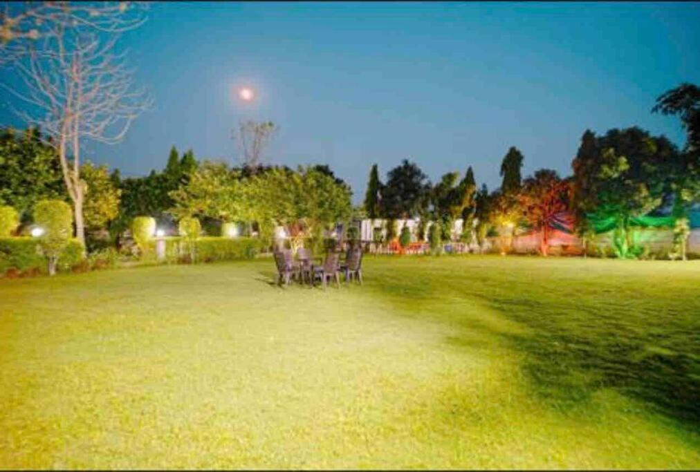 Вилла Achal Farm जंगल में मंगल Гургаон Экстерьер фото